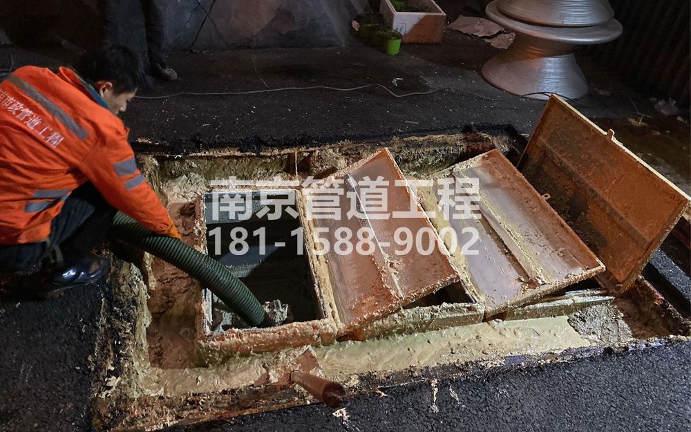 276马台街饭店隔油池清理